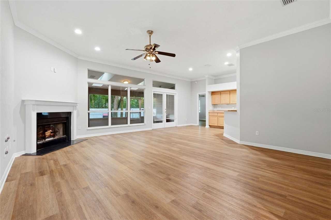 1111 Sw 80th Dr - Photo 4 of 28