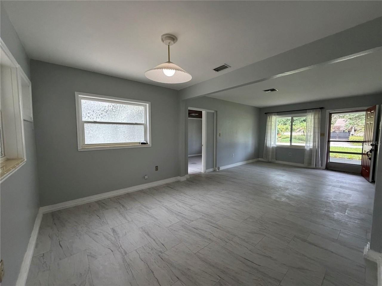 710 Winthrop Pl - Photo 5 of 29