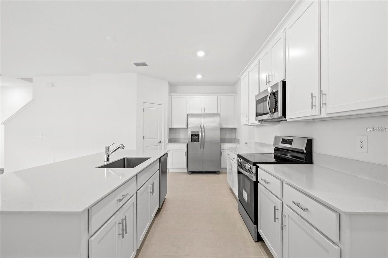 6028 Zen Way - Photo 3 of 43