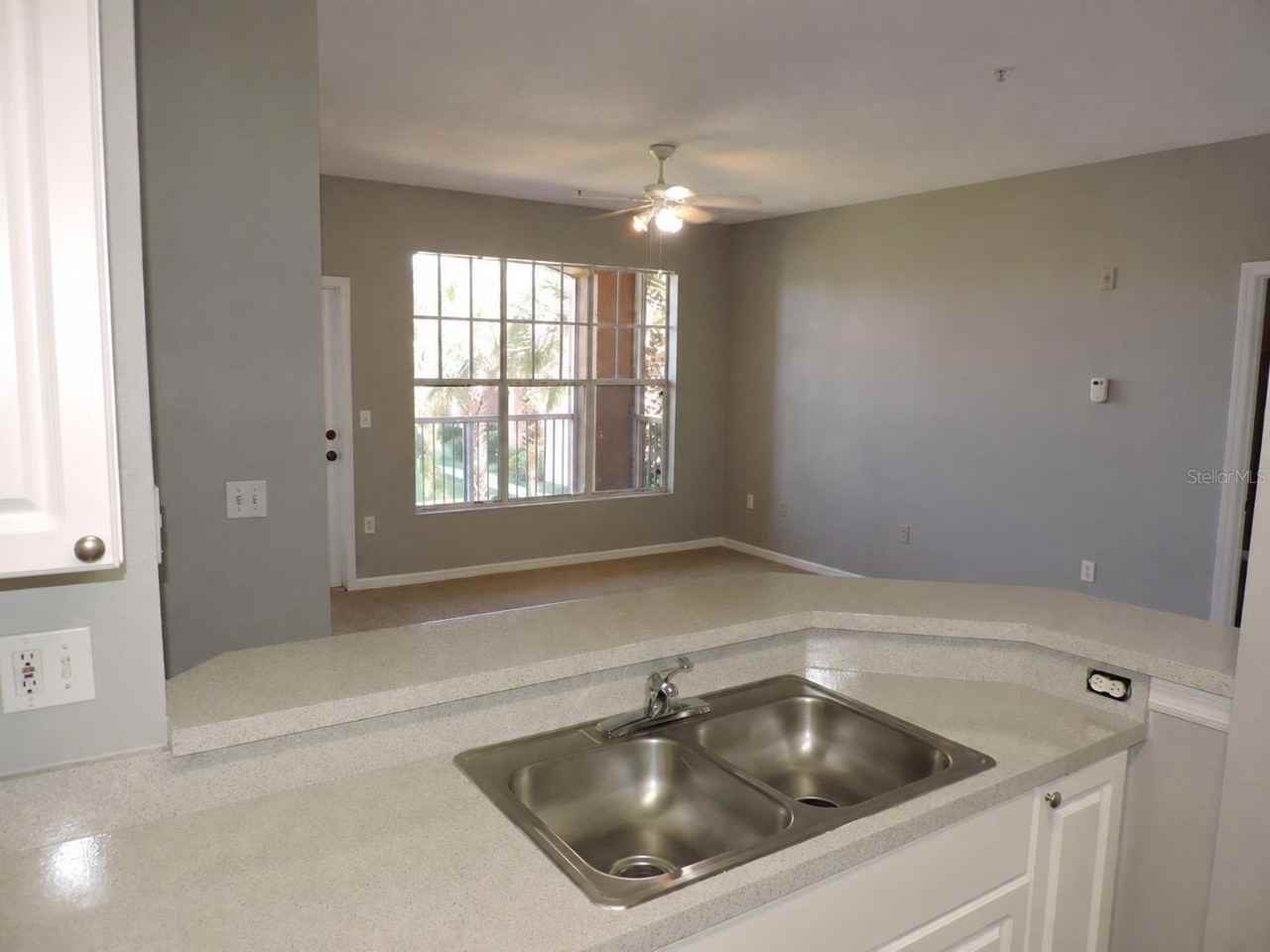 5542 Metrowest Blvd #7-208 - Photo 5 of 14