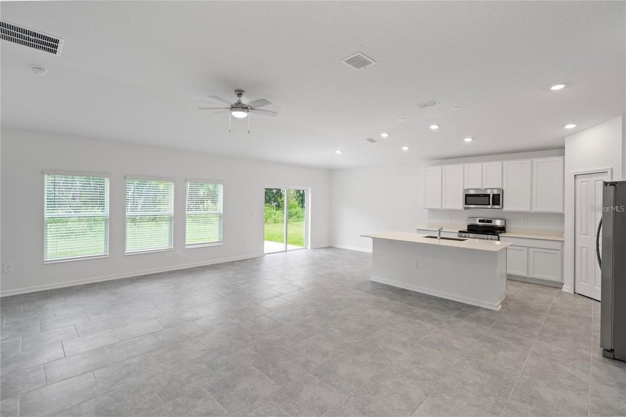 4819 Worchester Dr - Photo 4 of 27