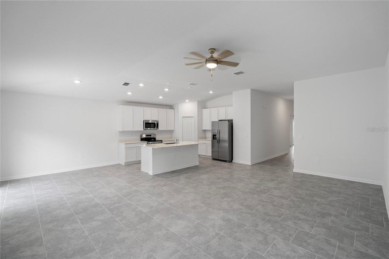 4819 Worchester Dr - Photo 5 of 27