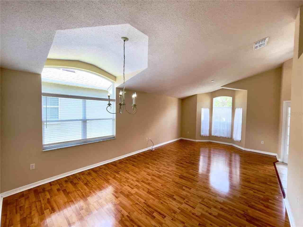 834 Seneca Meadows Rd - Photo 7 of 25