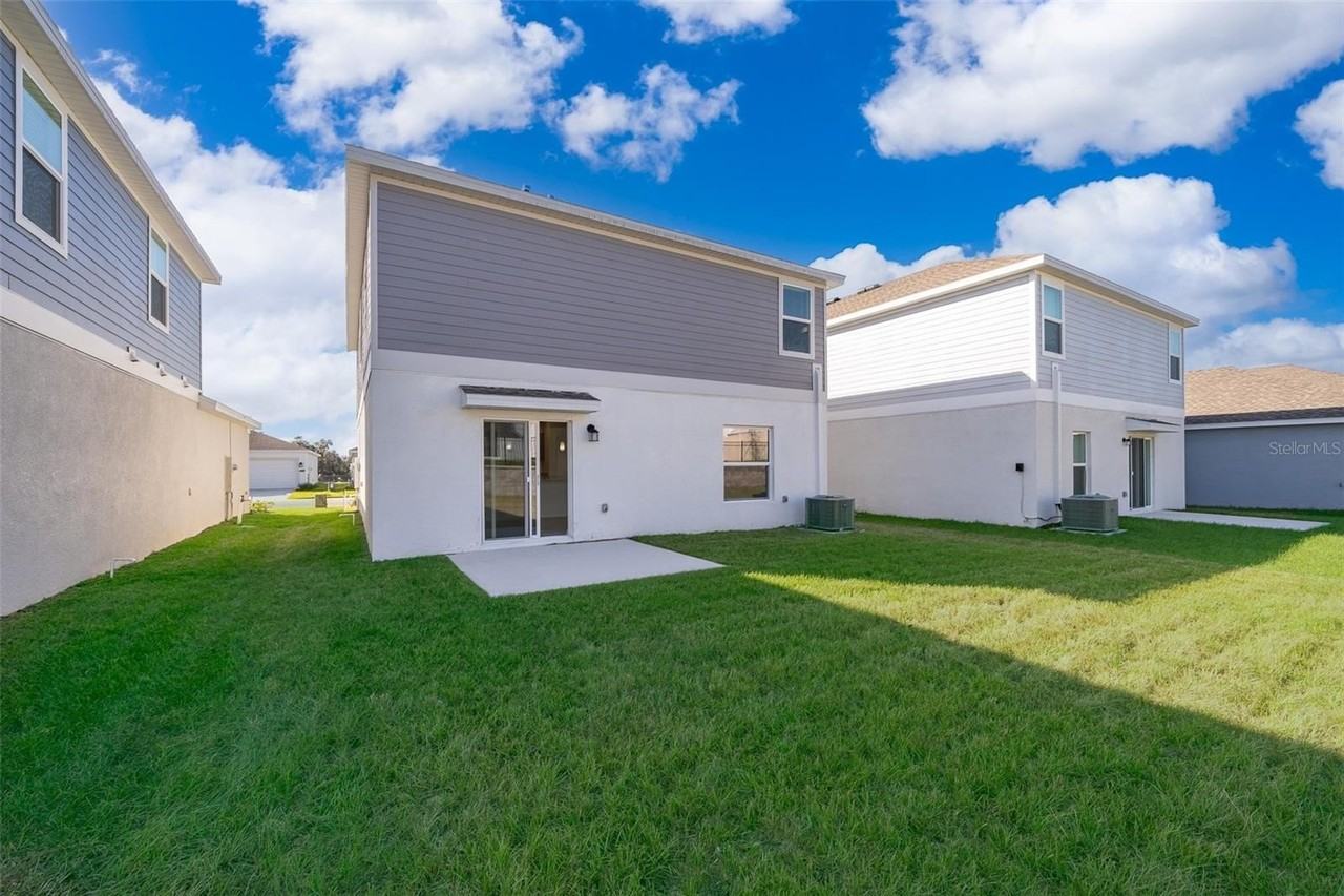 2723 Gentle Rain Dr - Photo 5 of 13