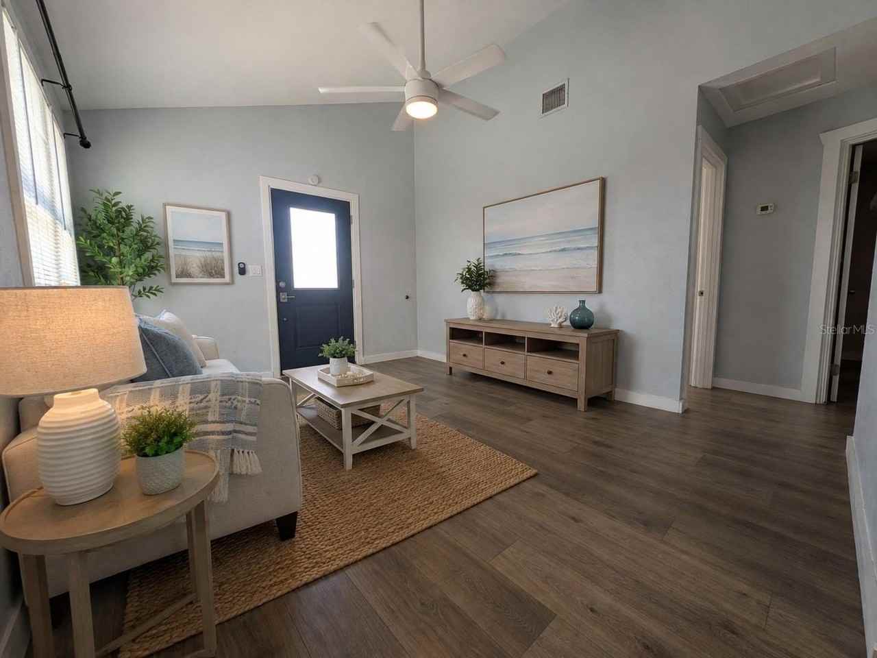 5005 Newton Ave S - Photo 5 of 42