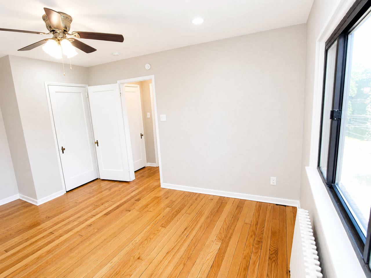 5615 ELLSWORTH AVENUEAPT E-33 #E33 - Photo 6 of 10