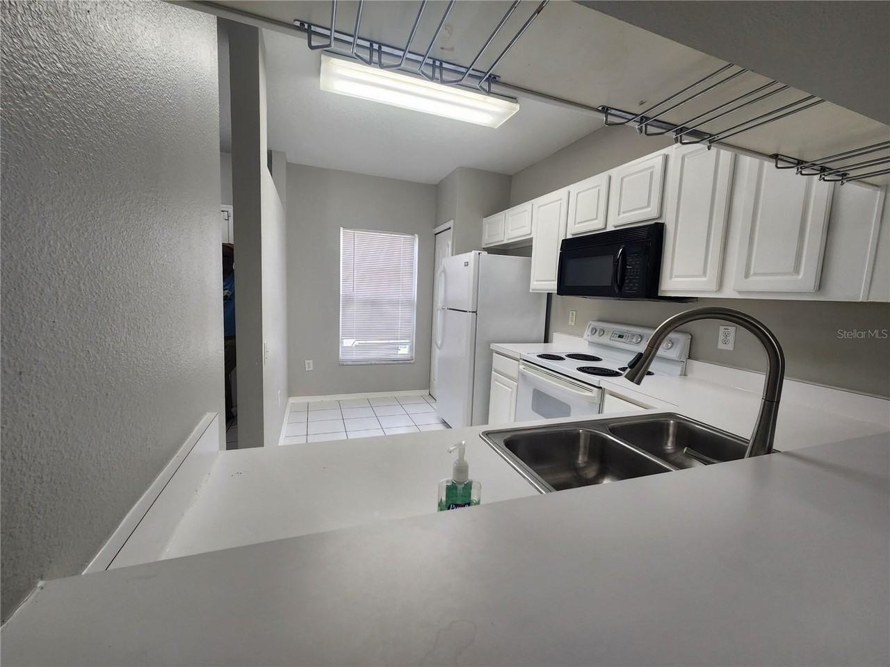 2302 Lake Woodberry Cir - Photo 7 of 50