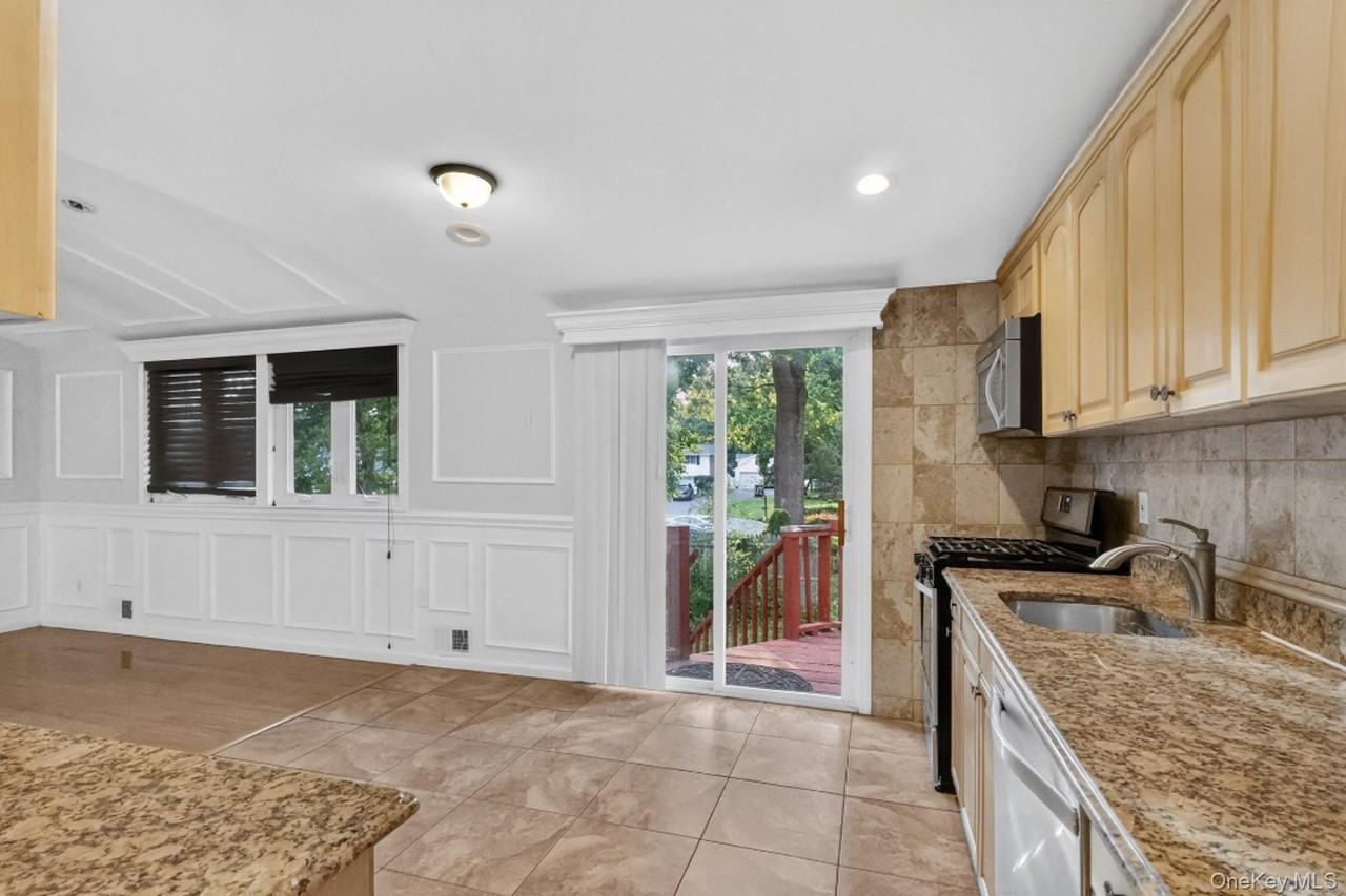 14 Branch Ln - Photo 5 of 6