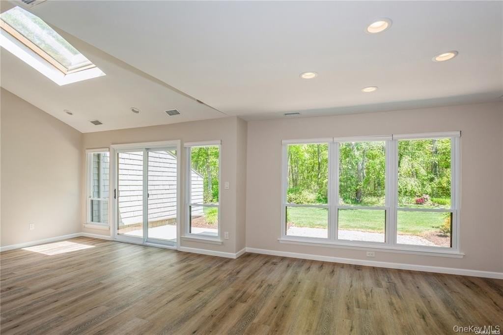9 N Mcconnell Ave - Photo 6 of 20