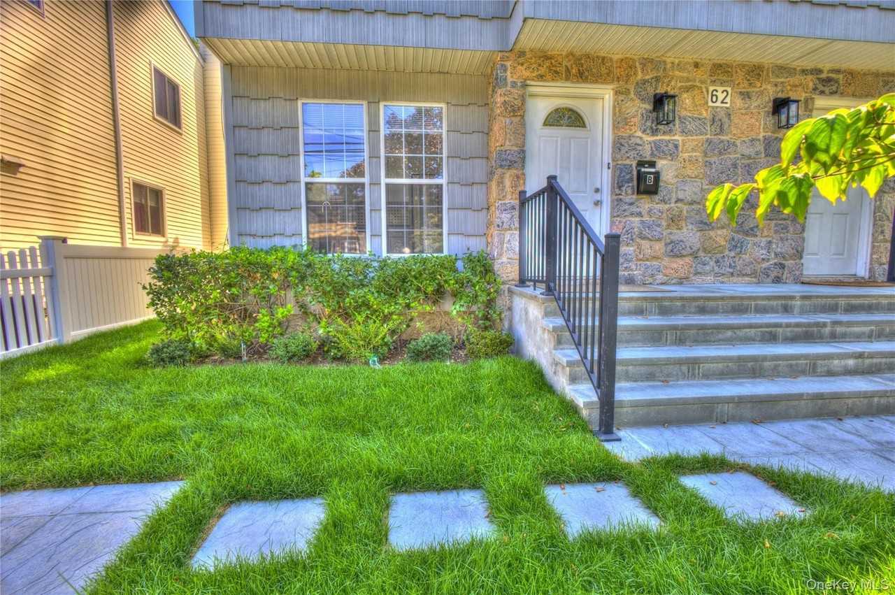 62 Hickory Rd #B - Photo 3 of 16