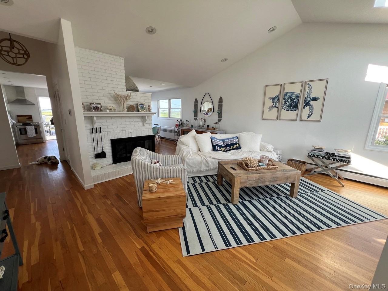 381 Lido Blvd - Photo 6 of 24