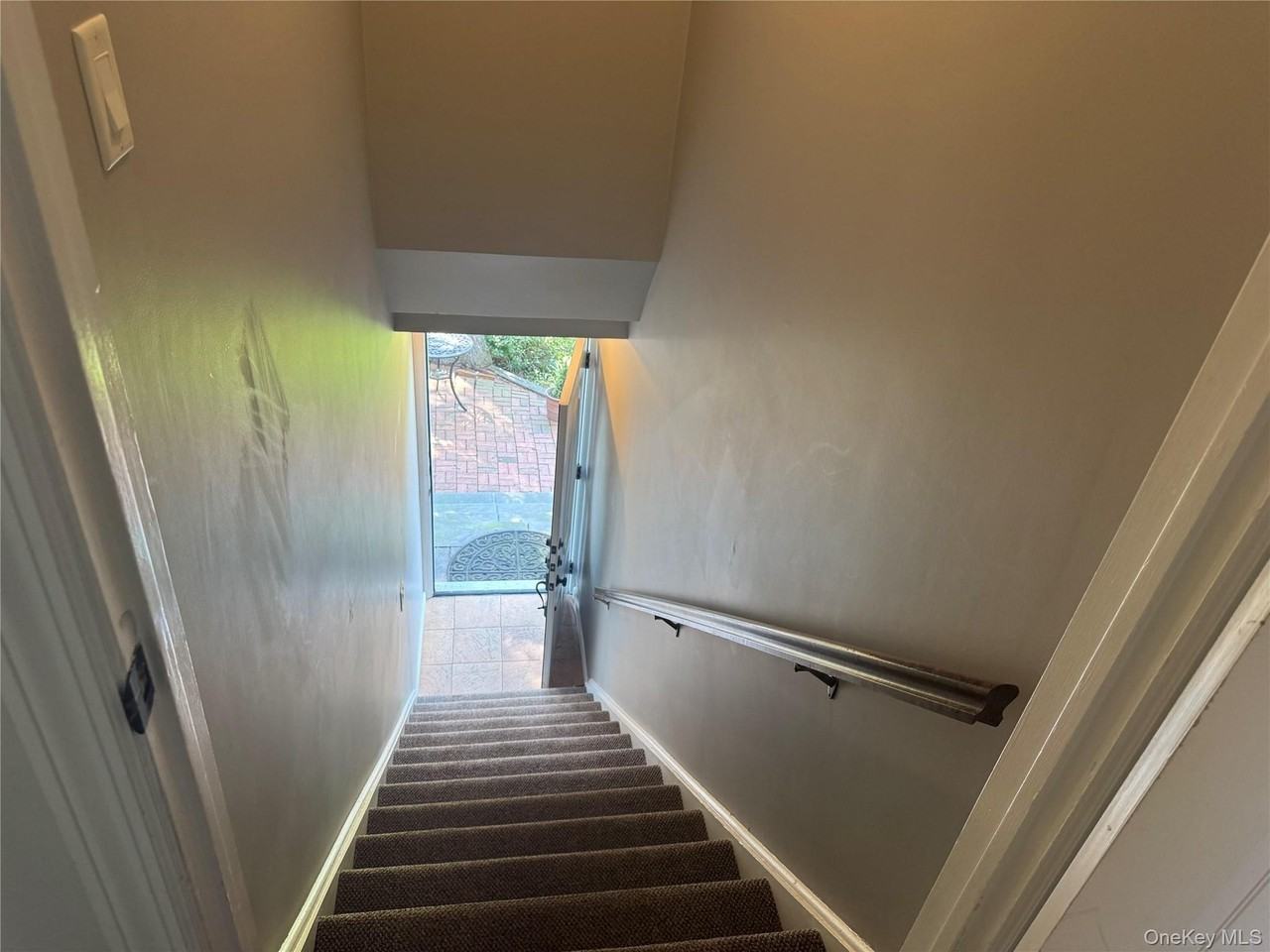 163 Landing Rd - Photo 2 of 27