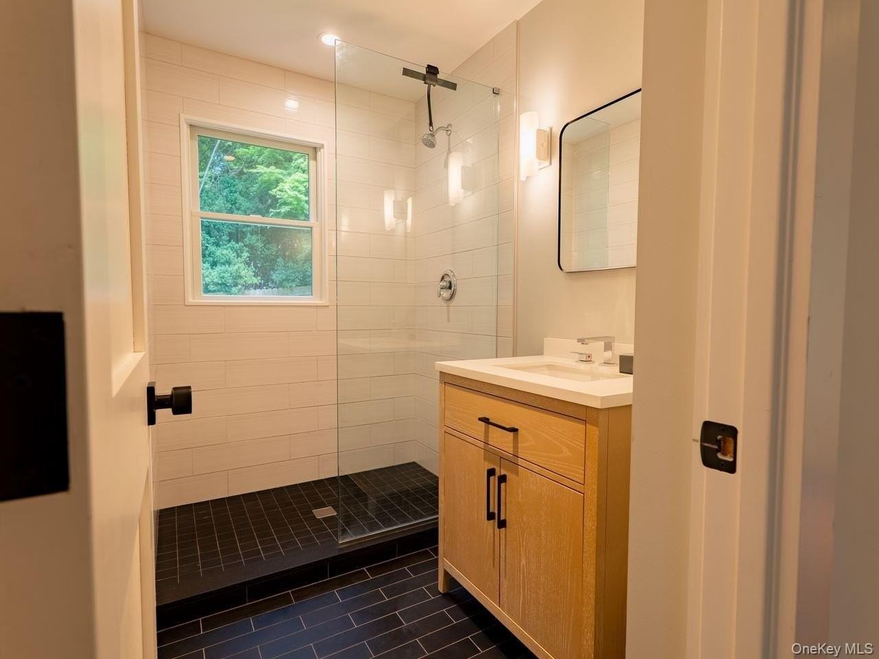 23 Salem Rd - Photo 6 of 12