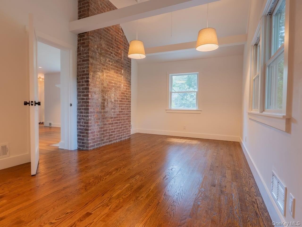 23 Salem Rd - Photo 7 of 12