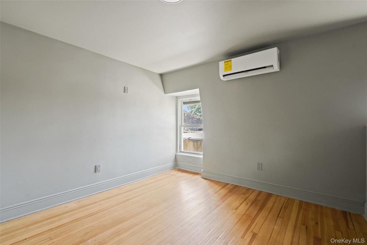 31 N Eckar St #3 - Photo 6 of 14