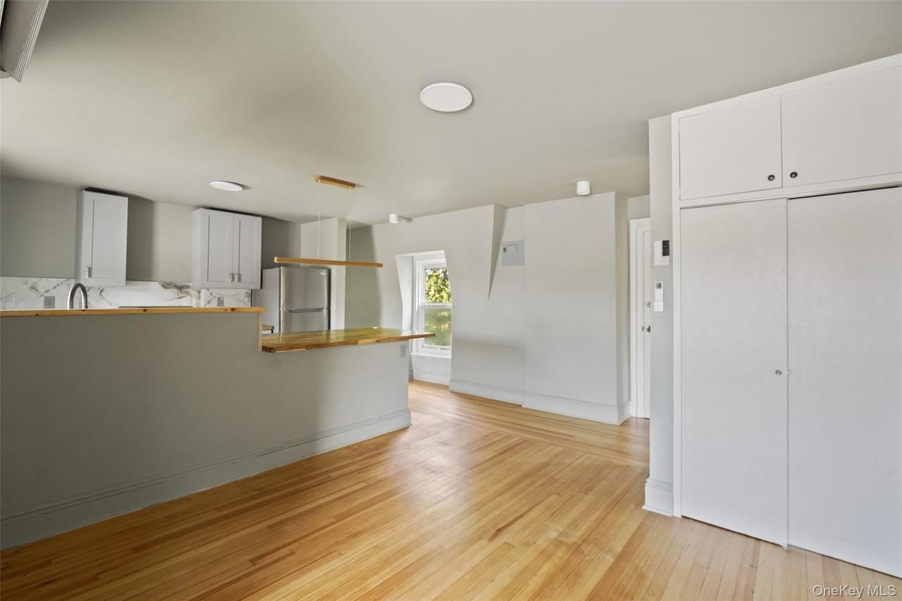 31 N Eckar St #3 - Photo 7 of 14