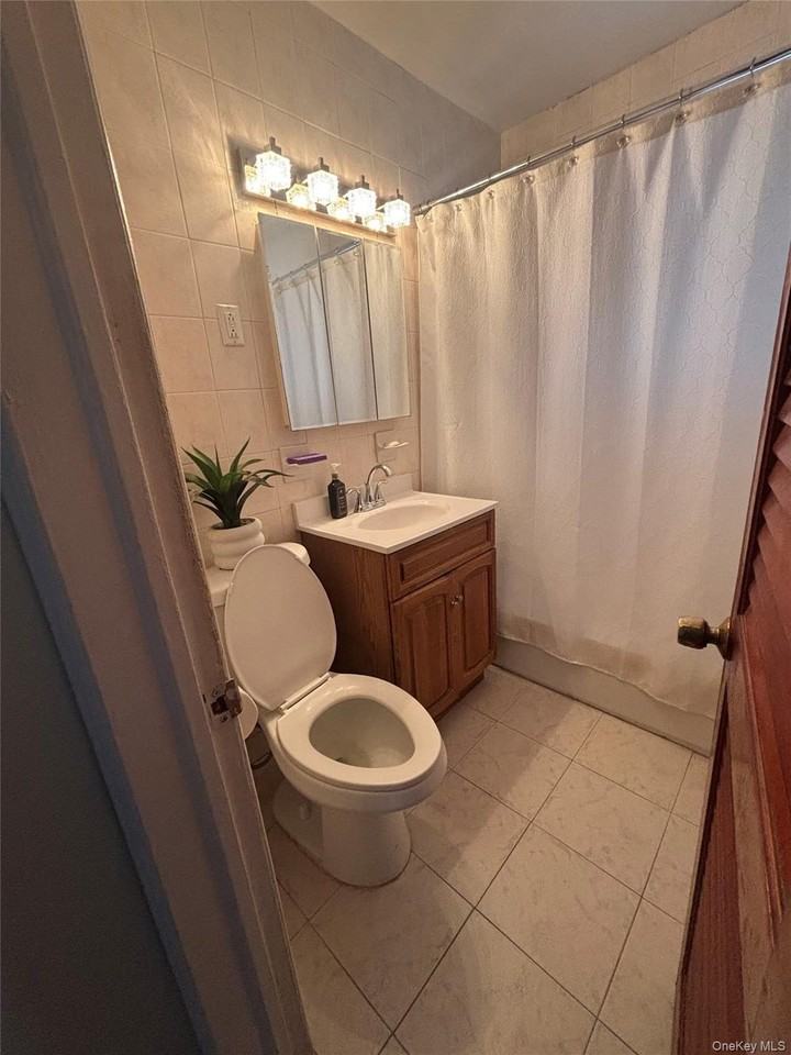 22740 113th Dr - Photo 5 of 11