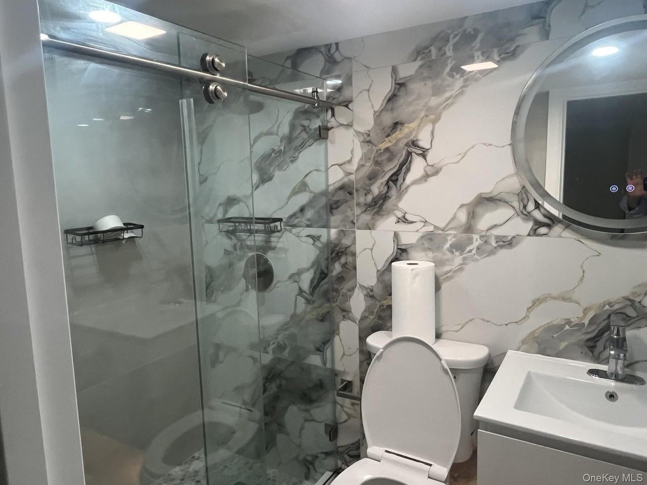 83 Woodbine Dr N - Photo 5 of 13