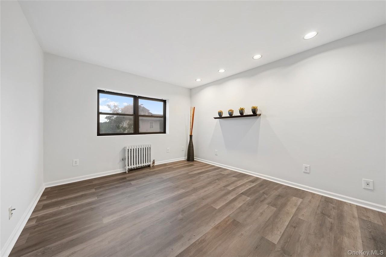 240 Halstead Ave #A3 - Photo 3 of 14