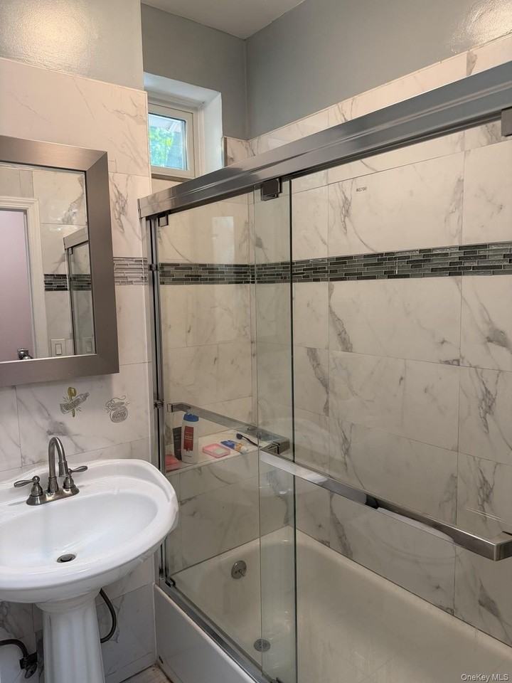 114-83 145th St - Photo 4 of 6