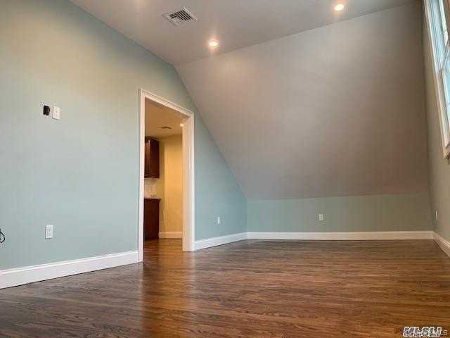 13 Lincoln Rd - Photo 2 of 9