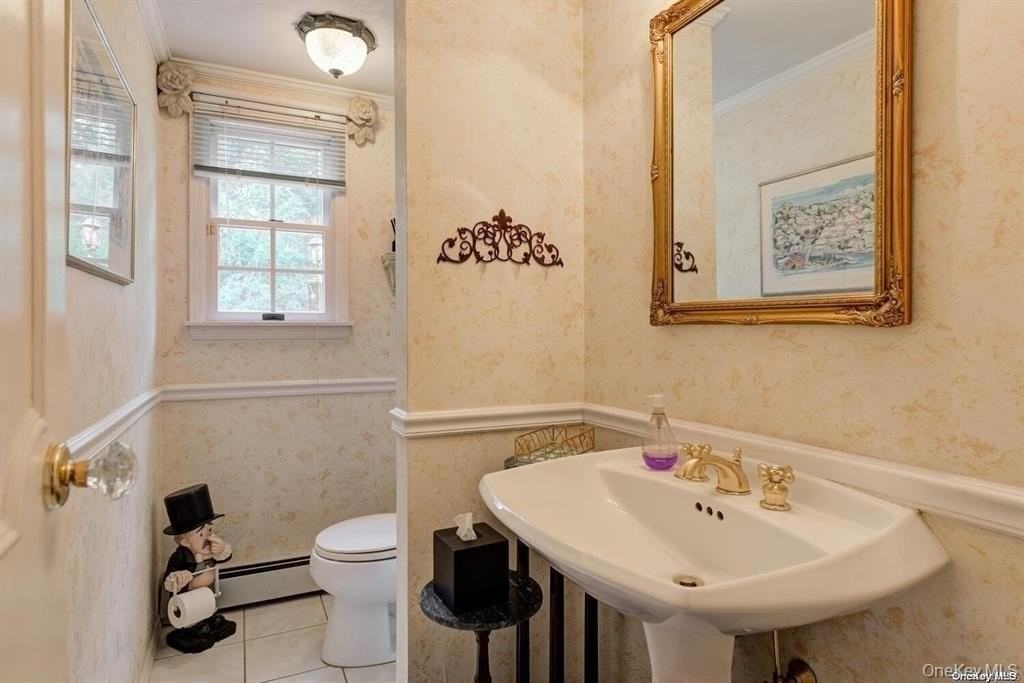 174 Lodge Ave - Photo 7 of 17