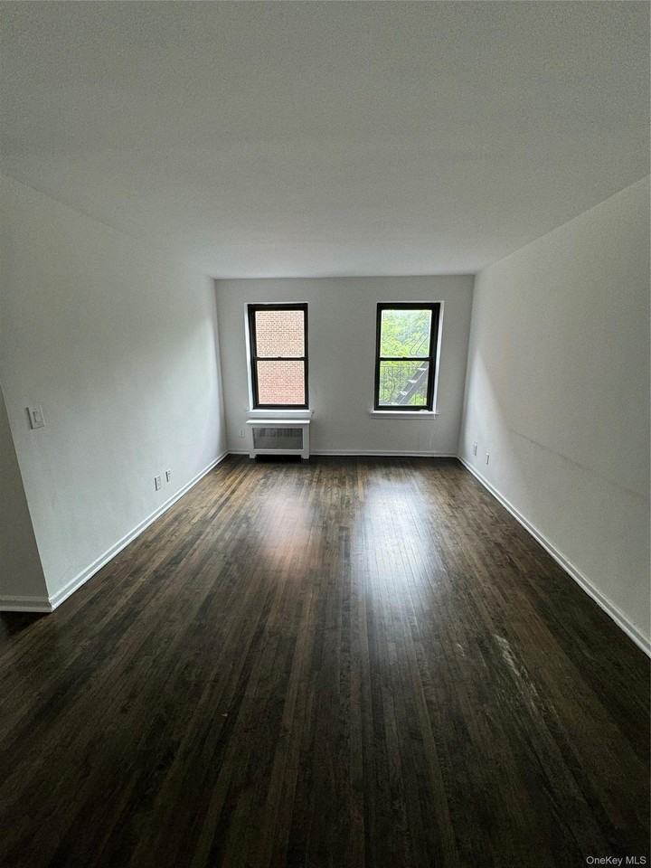 65 Old Mamaroneck Rd #4R - Photo 2 of 6