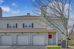 featured image of 256 Tennis Ct