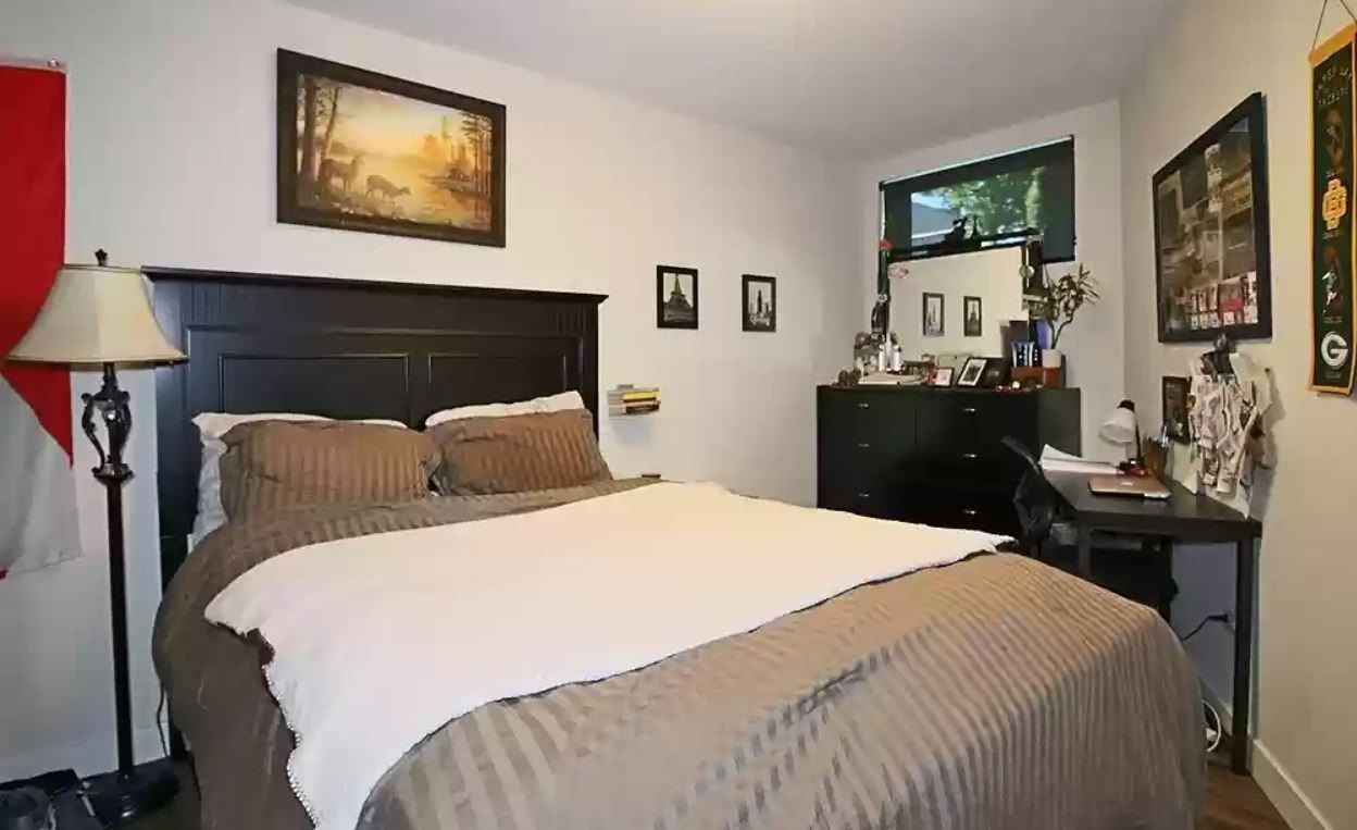 1045 W Cornelia Ave #101 - Photo 7 of 13