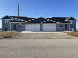 featured image of 3677 E Rubyred Dr #1