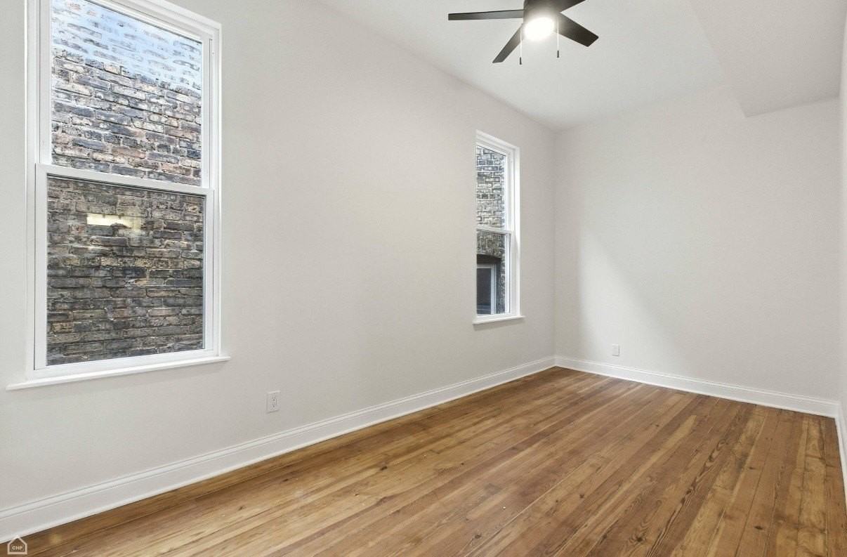 909 W Addison St #2 - Photo 7 of 12