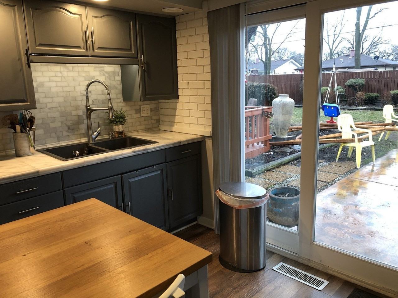 17122 Roy St - Photo 5 of 25