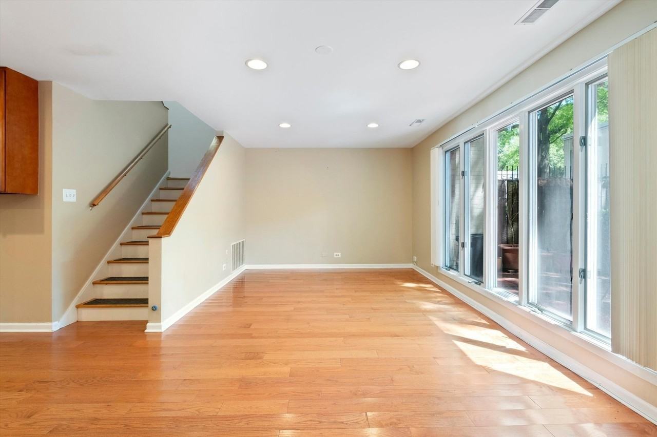 1069 S Park Ter #205 - Photo 7 of 23
