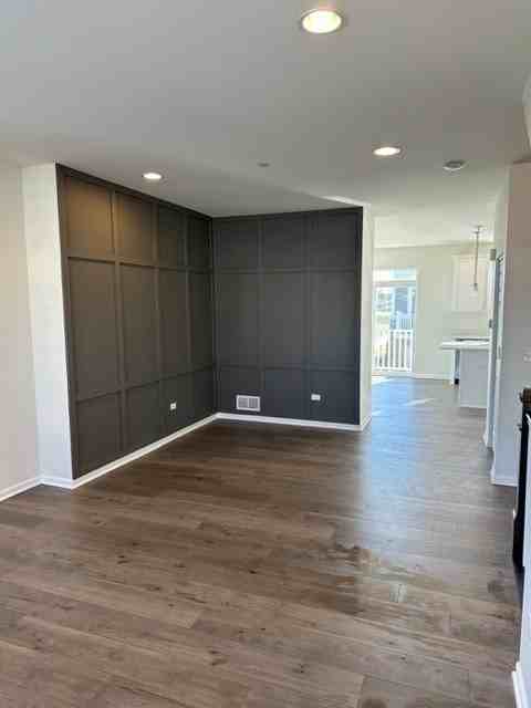 12700 W Kenmore Ct - Photo 2 of 15