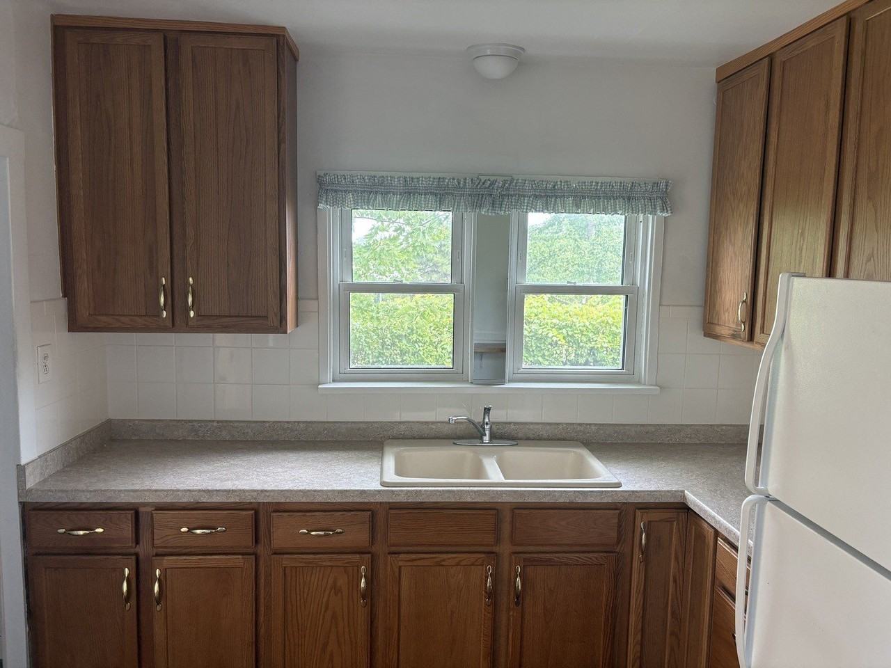 10 N Greenleaf St - Photo 5 of 15