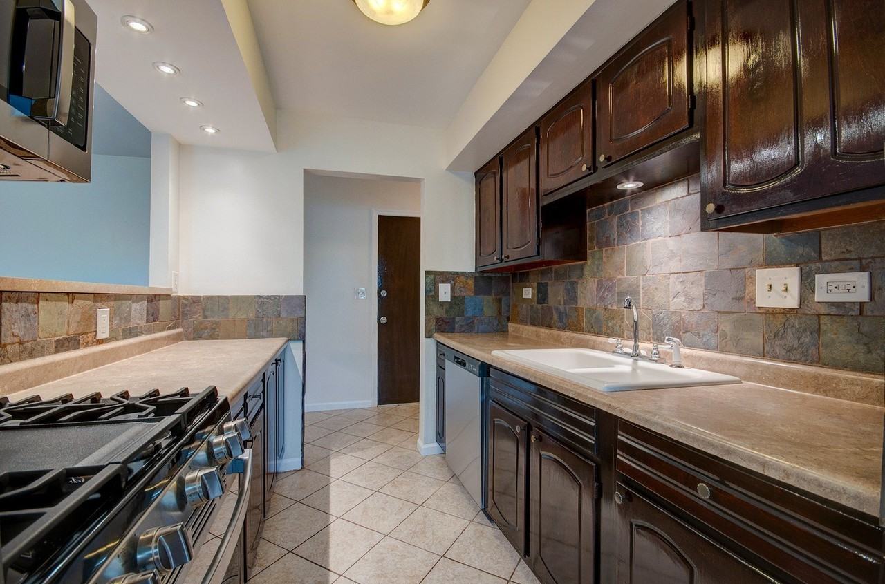 2210 Country Club Dr #26 - Photo 4 of 16