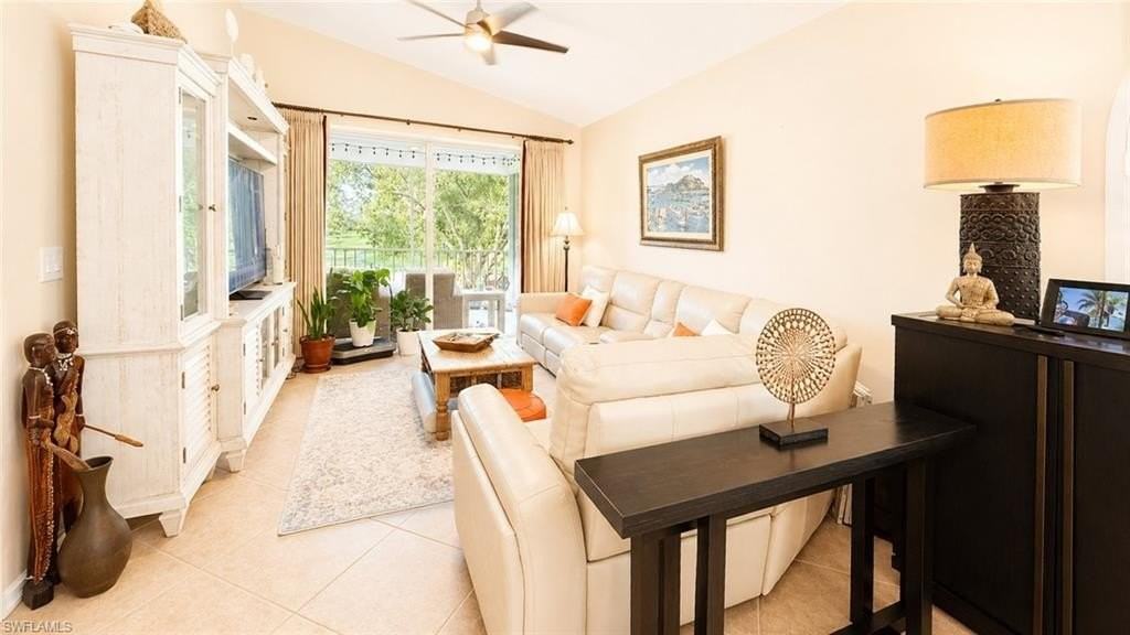 8274 Twelve Oaks Cir #126 - Photo 6 of 40