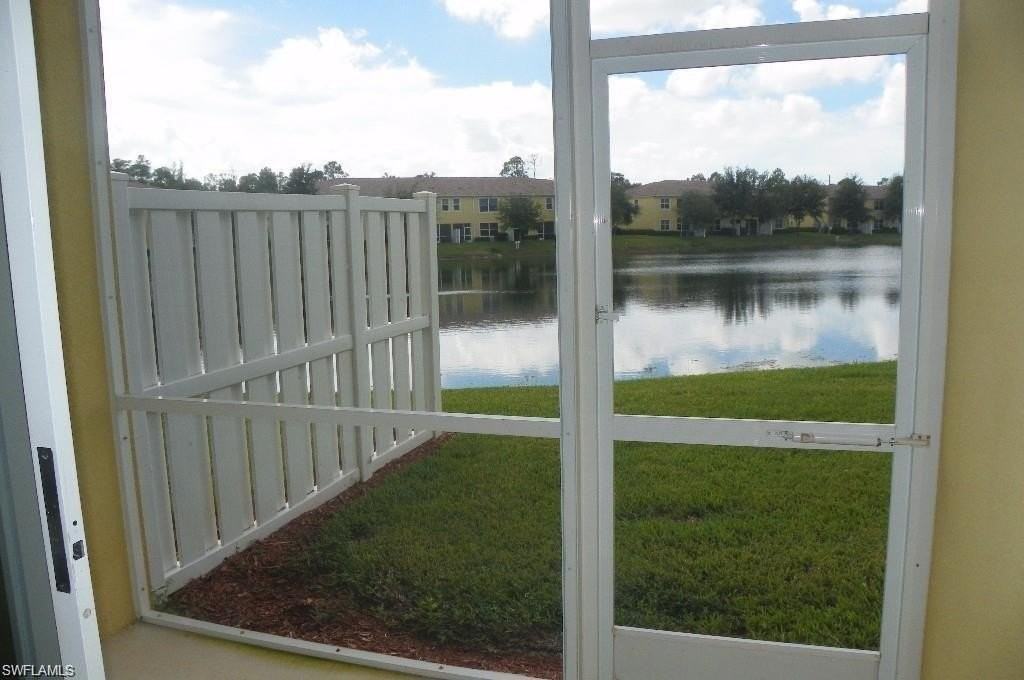 1400 Mariposa Cir #104 - Photo 3 of 16