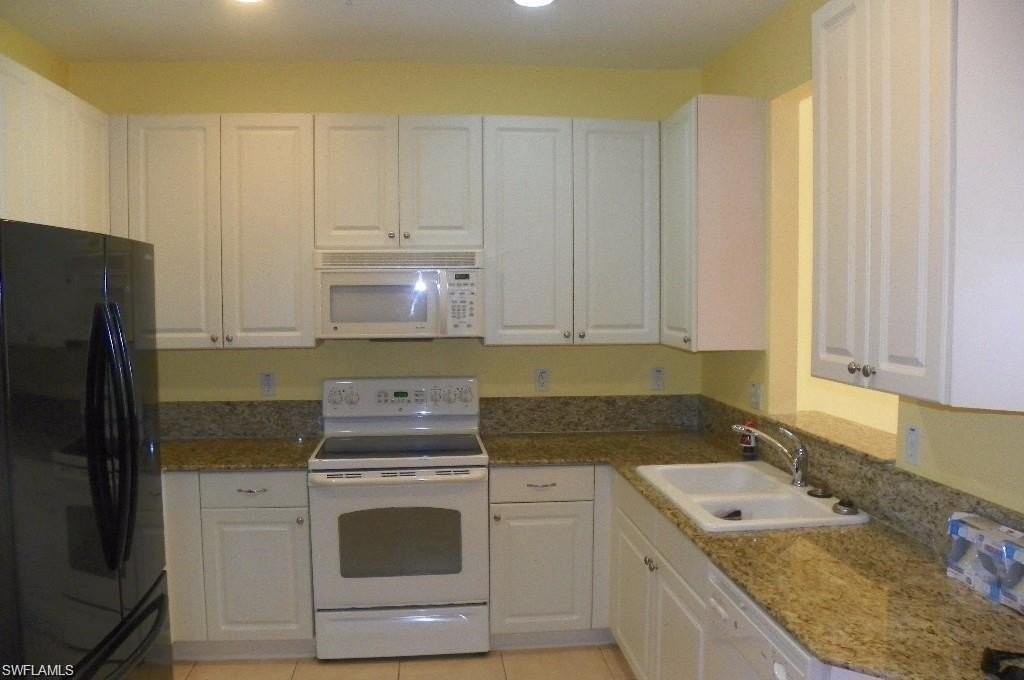 1400 Mariposa Cir #104 - Photo 4 of 16