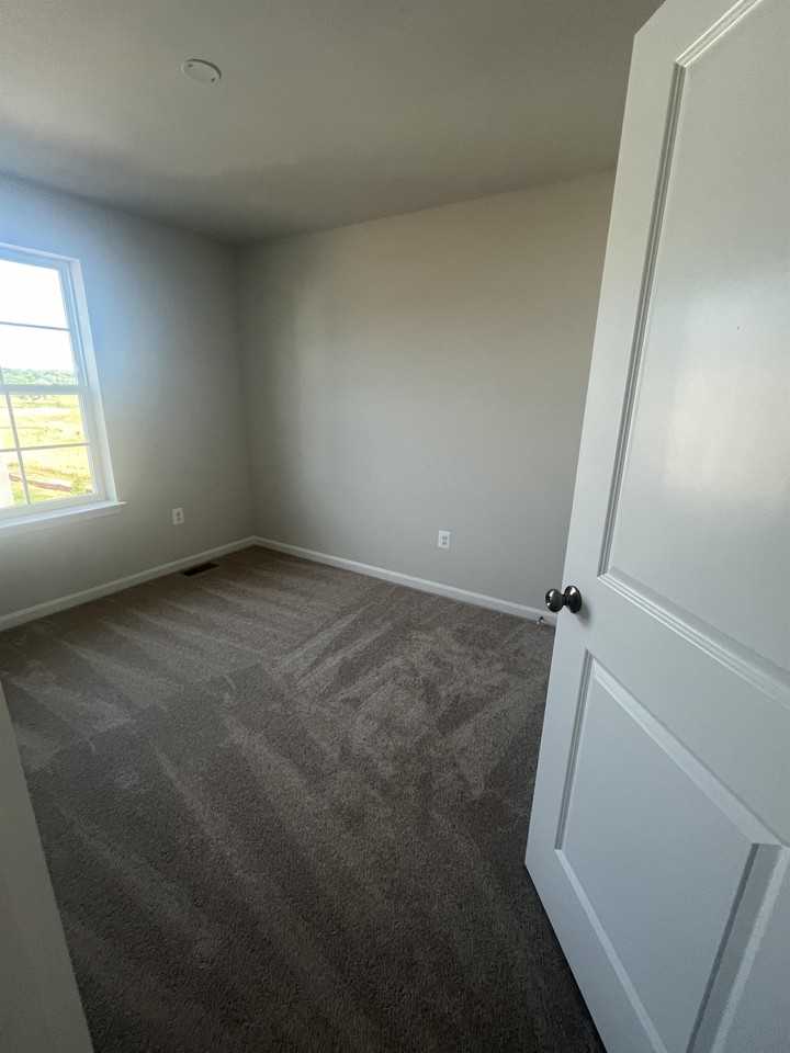 248 Telluride Way #1 - Photo 4 of 20