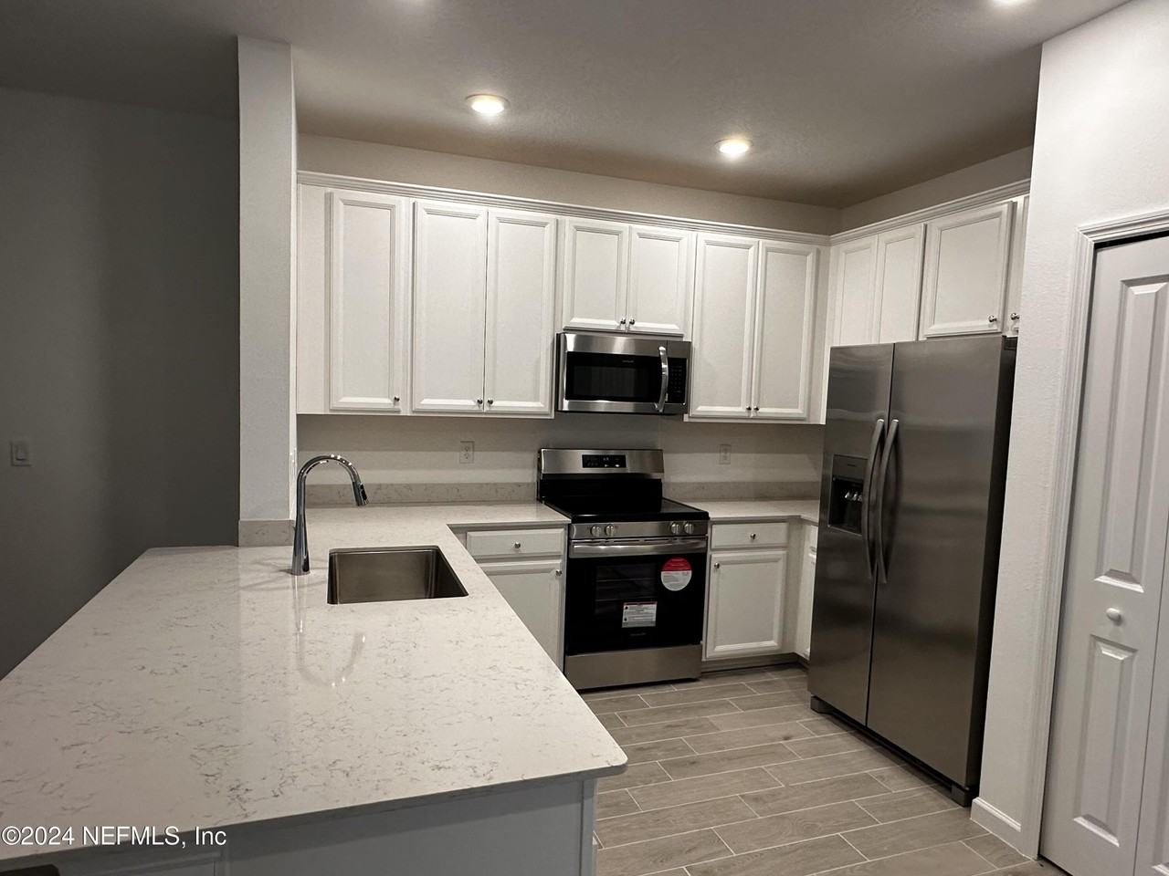 1684 Pacifico Way - Photo 7 of 30