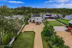 289 N Roscoe Blvd - Photo 1 of 1