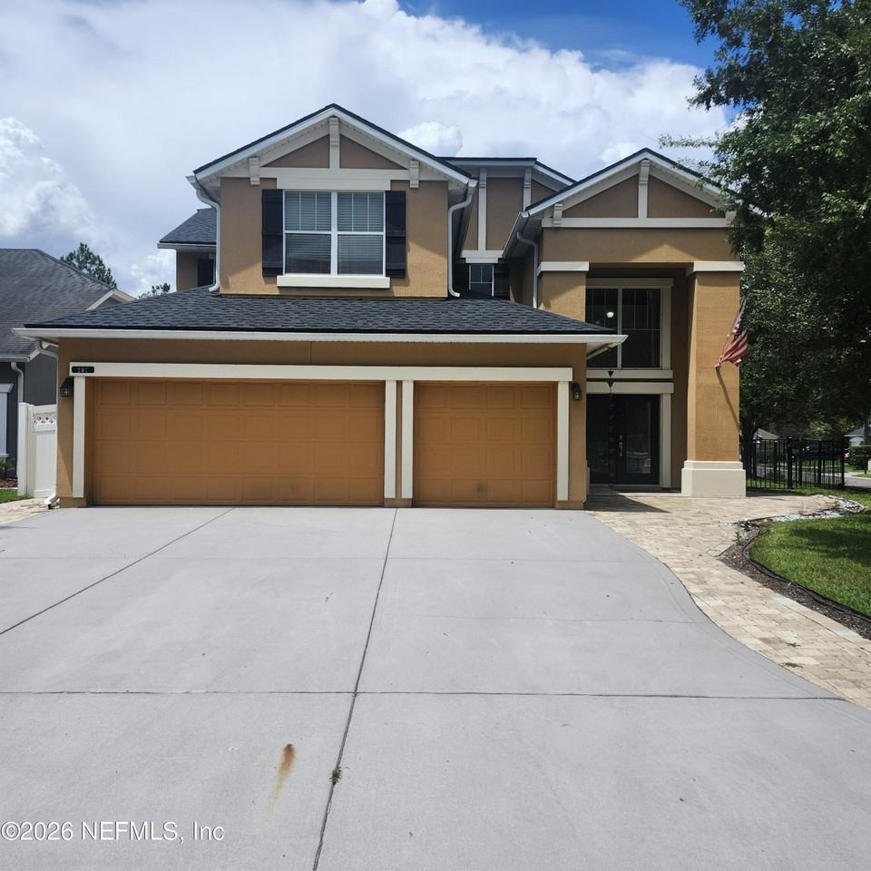 201 Edgeford Ct - Photo 2 of 38