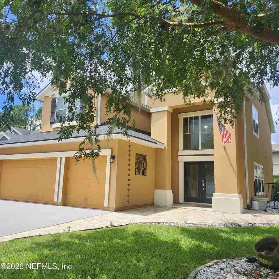 201 Edgeford Ct - Photo 3 of 38