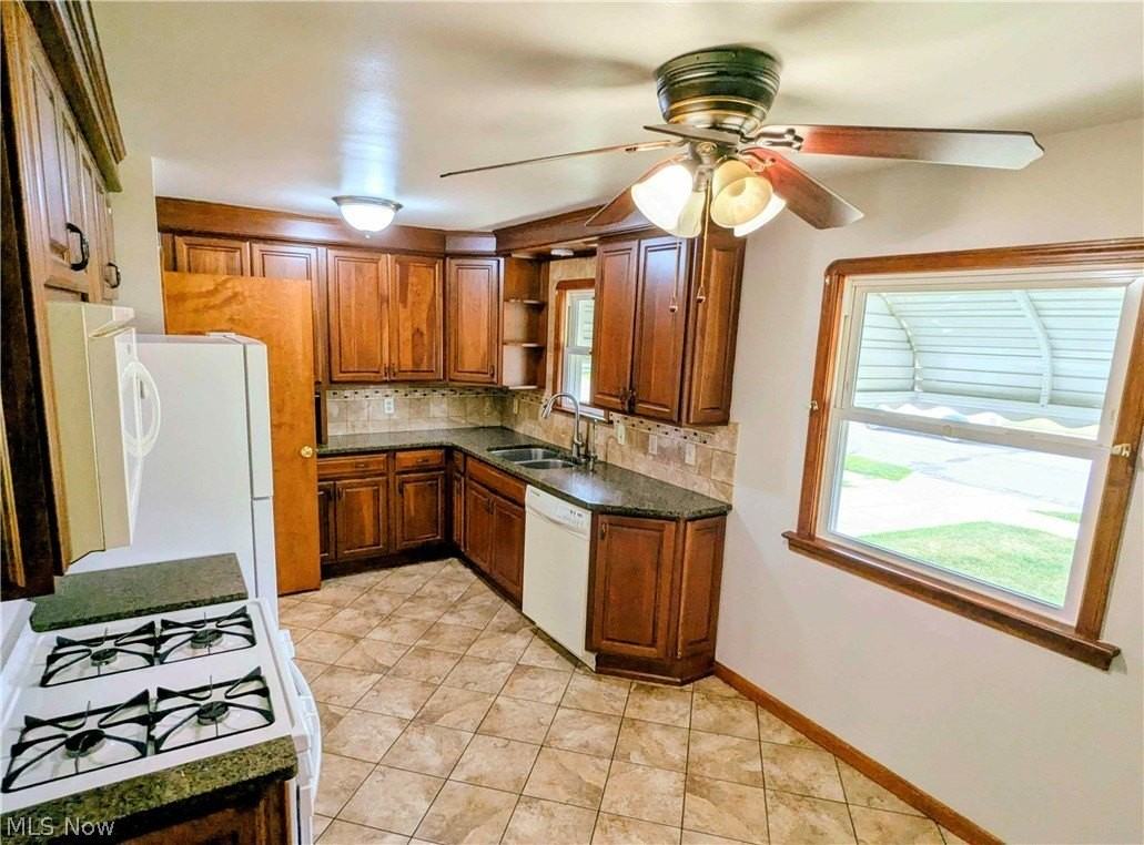 3207 Wellington Ave - Photo 5 of 20