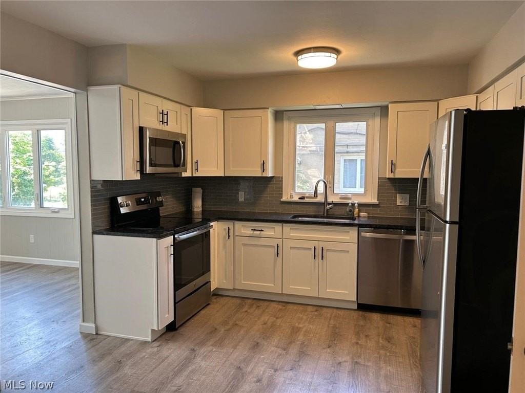 17914 Chagrin Blvd - Photo 4 of 38