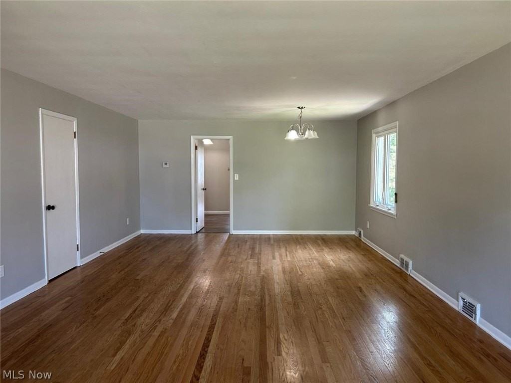 17914 Chagrin Blvd - Photo 5 of 38