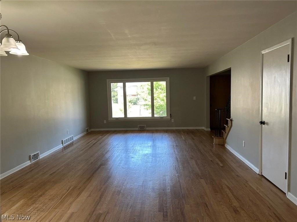 17914 Chagrin Blvd - Photo 6 of 38