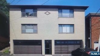181 Palisade Ave #3A - Photo 1 of 1
