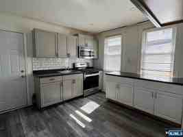 featured image of 430 Washington Ave